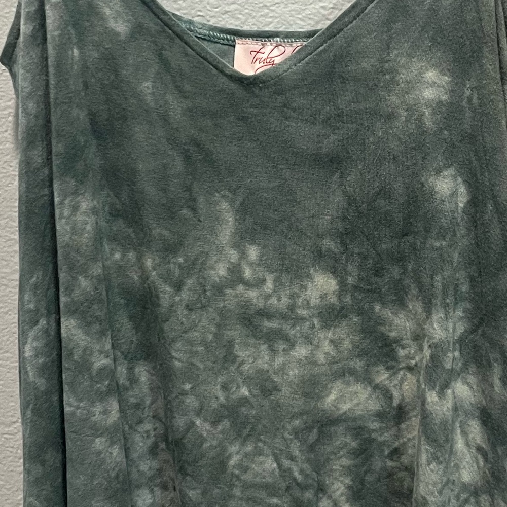 Truly b. By AVA GRAY tank - Picture 5 of 5